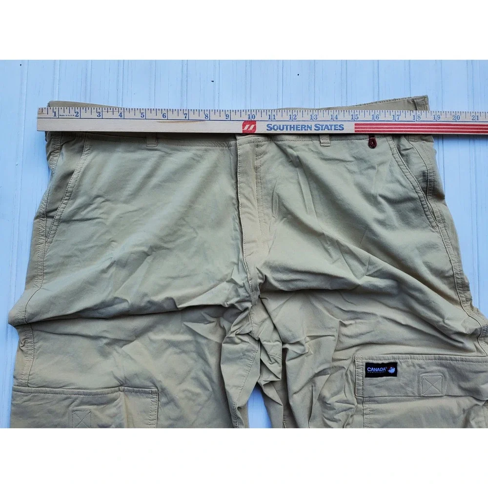 Canada Weathergear Mens Khaki Cargo Shorts XXL CWG101 Tan Stretch Casual Outdoor